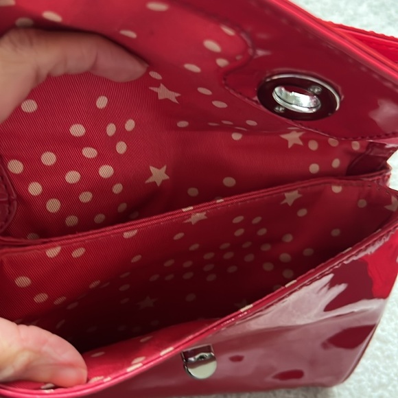 MARC BY MARC JACOBS Patent Red Clutch Excellent condition, never used - Picture 8 of 11